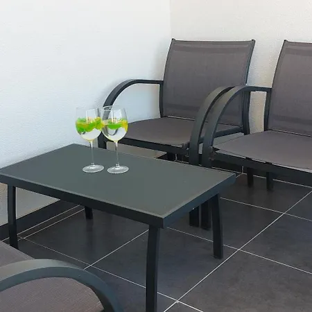 Apartmani Anastasia With Pool, Novalja Exterior photo