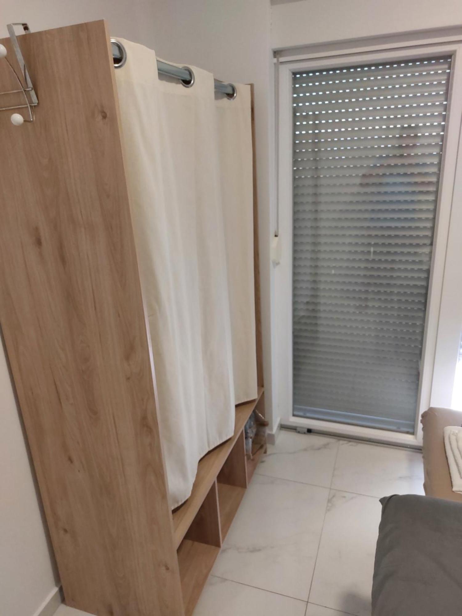 Anastasia With Pool, Apartment Novalja